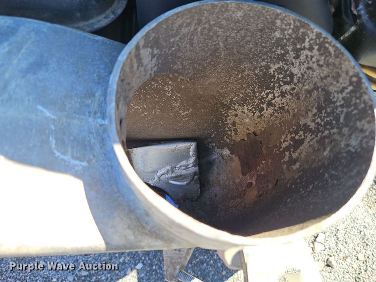 image for item DT7511 Leaf vacuum 