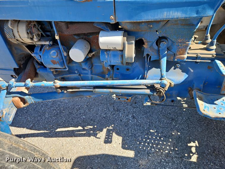 image for item DT7513 1977 Ford 3600 tractor