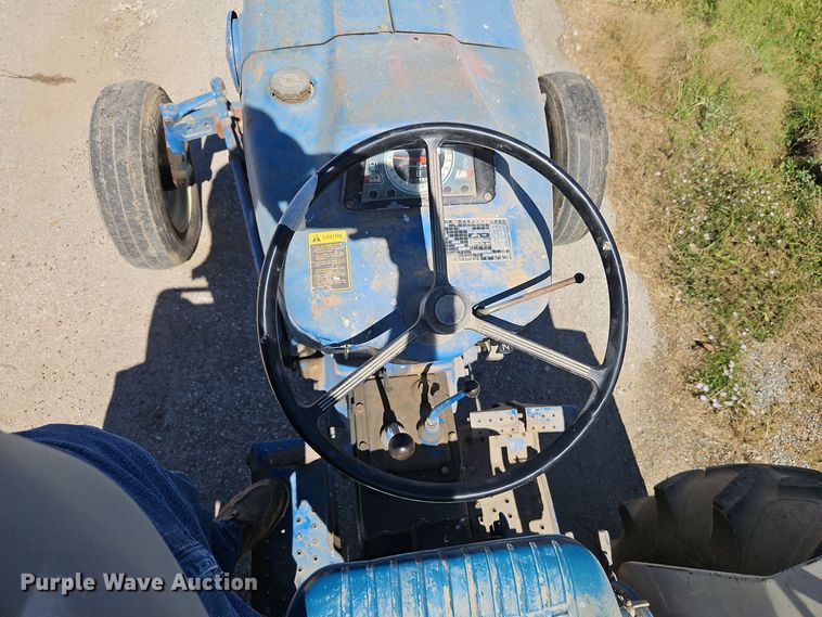image for item DT7513 1977 Ford 3600 tractor