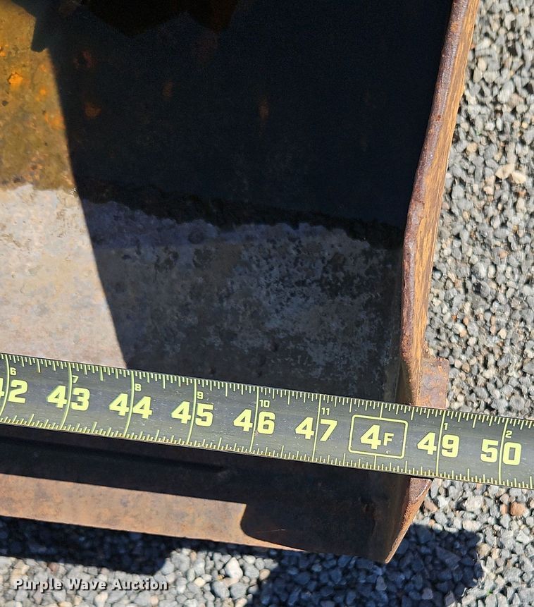 image for item DT7513 1977 Ford 3600 tractor