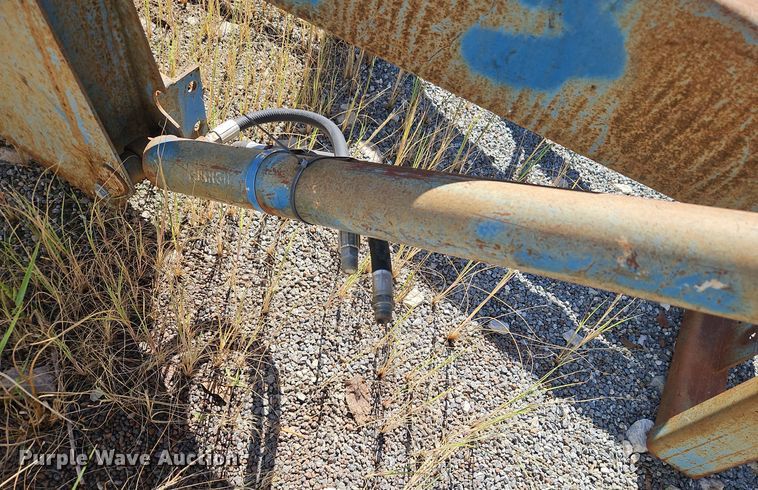 image for item DT7513 1977 Ford 3600 tractor