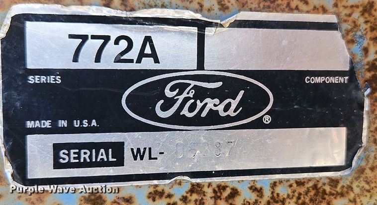 image for item DT7513 1977 Ford 3600 tractor