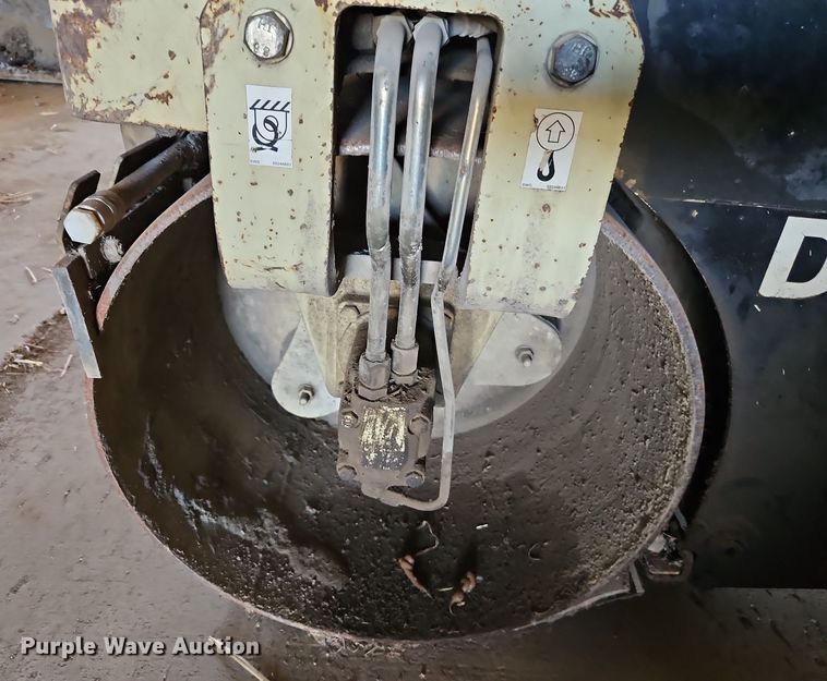 image for item DT7514 Ingersoll Rand  DD-12 double drum roller