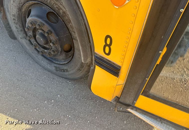 image for item DV2807 1996 Blue Bird TC2000 school bus