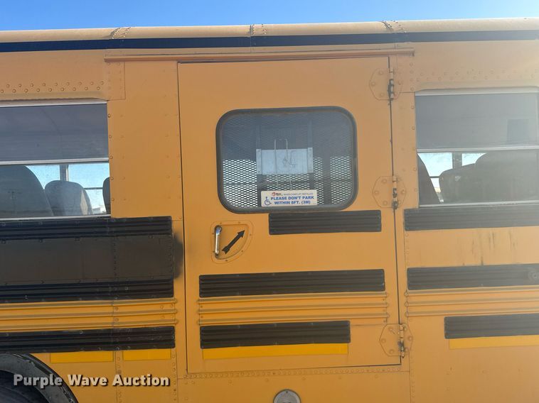 image for item DV2807 1996 Blue Bird TC2000 school bus