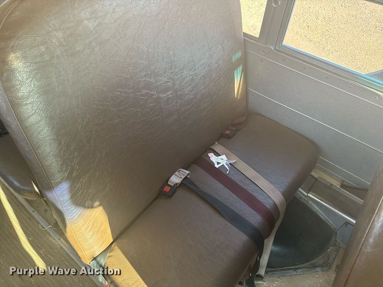 image for item DV2807 1996 Blue Bird TC2000 school bus