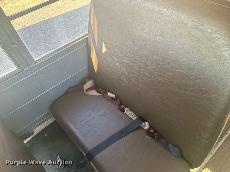 image for item DV2807 1996 Blue Bird TC2000 school bus