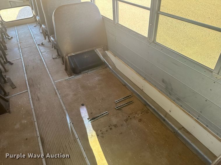 image for item DV2807 1996 Blue Bird TC2000 school bus