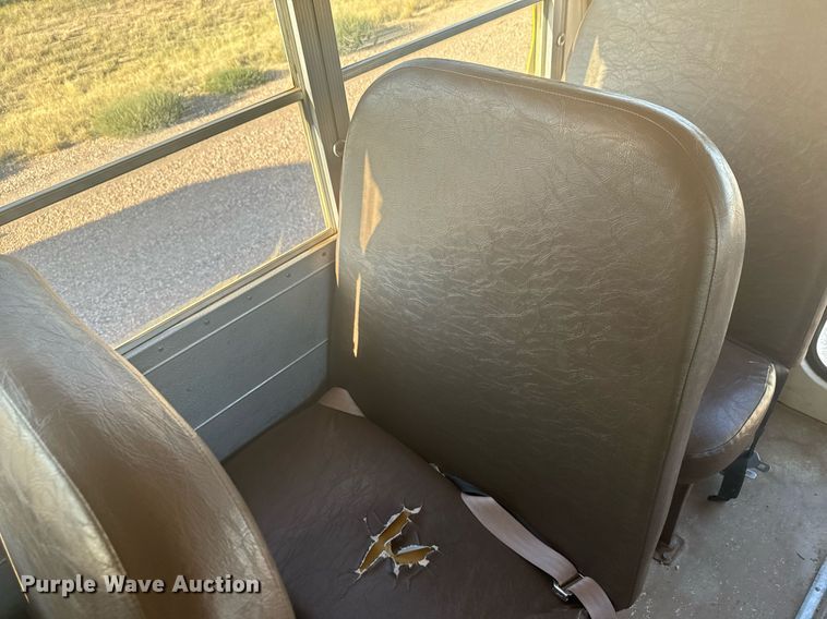 image for item DV2807 1996 Blue Bird TC2000 school bus