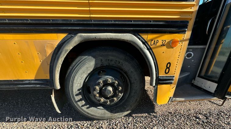 image for item DV2807 1996 Blue Bird TC2000 school bus