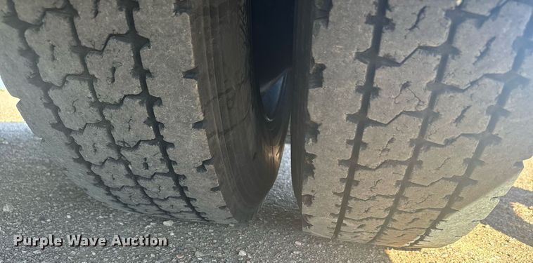 image for item DV2808 2009 Blue Bird All American school bus