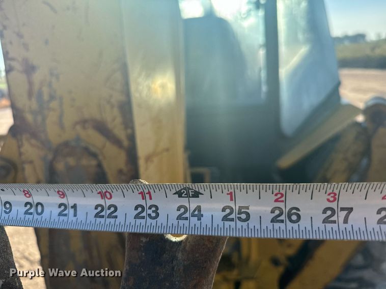 image for item DV2824 1995 Caterpillar 416B backhoe