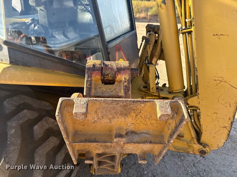 image for item DV2824 1995 Caterpillar 416B backhoe