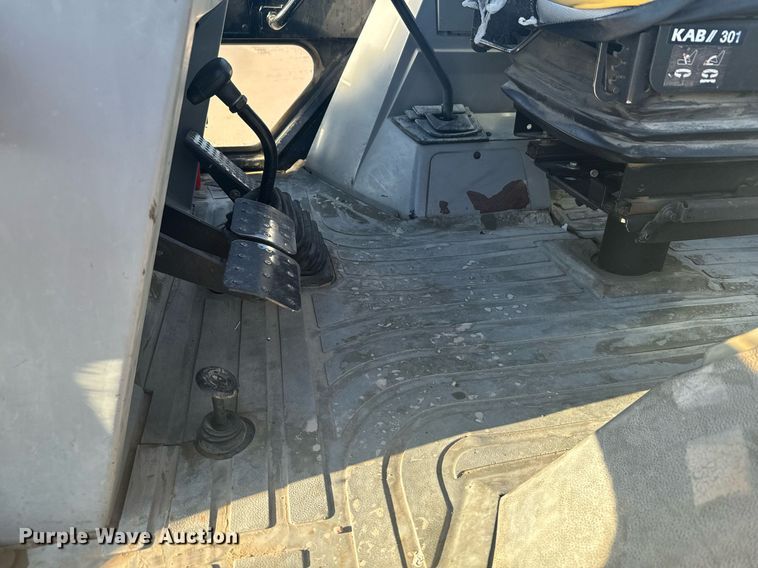 image for item DV2824 1995 Caterpillar 416B backhoe