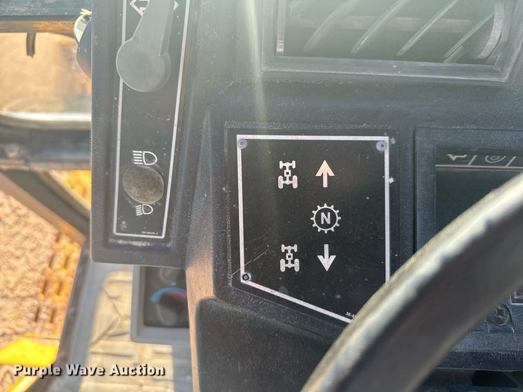 image for item DV2824 1995 Caterpillar 416B backhoe