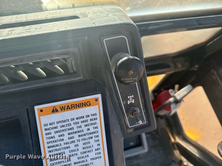 image for item DV2824 1995 Caterpillar 416B backhoe