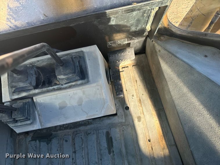 image for item DV2824 1995 Caterpillar 416B backhoe