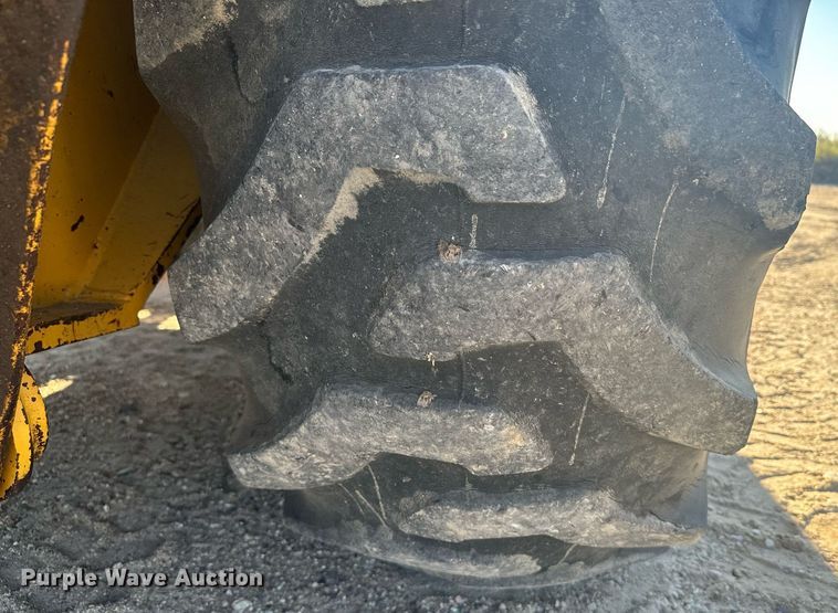 image for item DV2824 1995 Caterpillar 416B backhoe