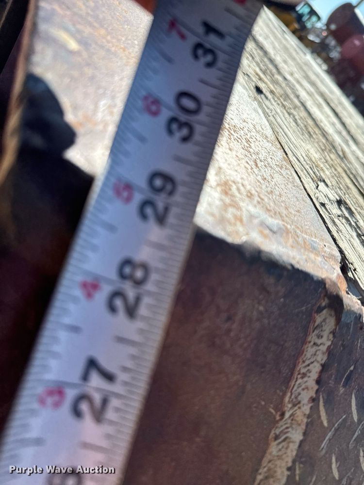 image for item DV2825 1973 Schwartz PFD drop deck hydraulic tail equipment trailer