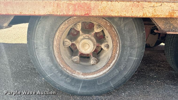 image for item DV2825 1973 Schwartz PFD drop deck hydraulic tail equipment trailer