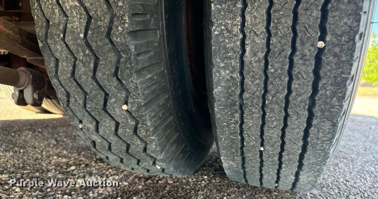 image for item DV2825 1973 Schwartz PFD drop deck hydraulic tail equipment trailer