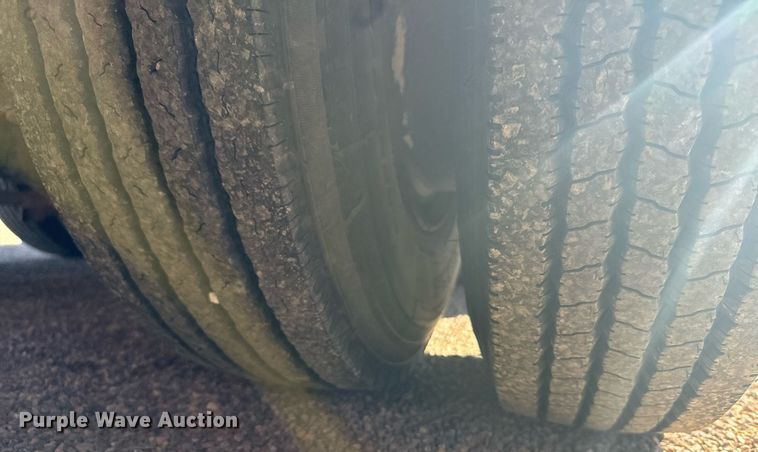 image for item DV2825 1973 Schwartz PFD drop deck hydraulic tail equipment trailer