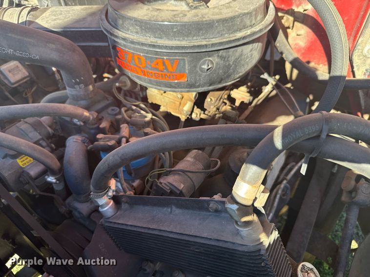 image for item DV2829 1981 Ford F600 pumper fire truck