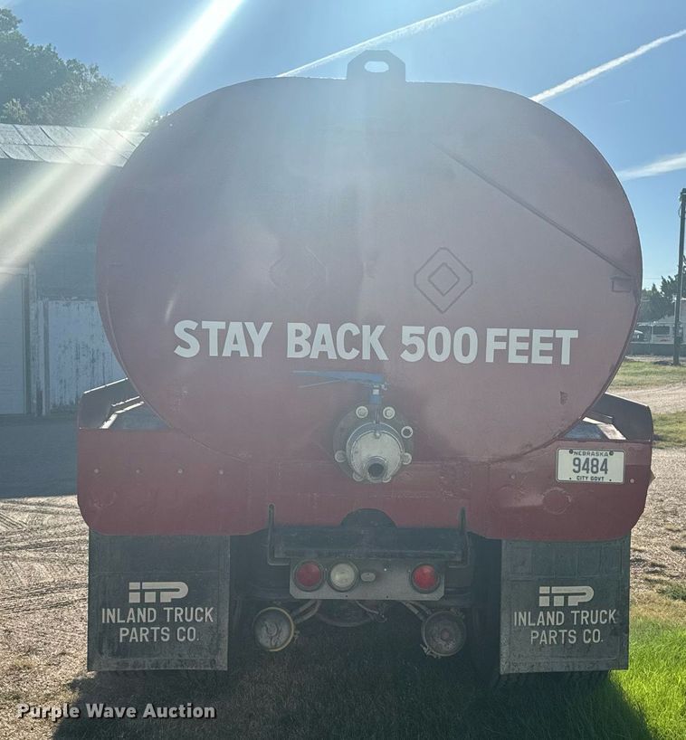 image for item DV2830 1994 Kenworth  T600 pumper fire truck