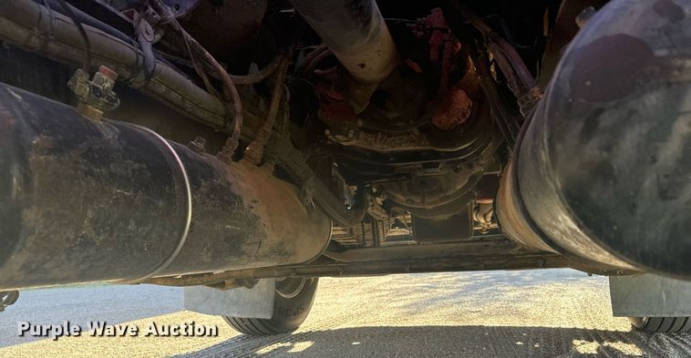 image for item DV2830 1994 Kenworth  T600 pumper fire truck