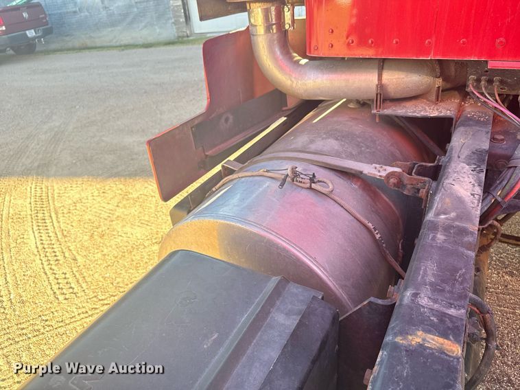 image for item DV2830 1994 Kenworth  T600 pumper fire truck