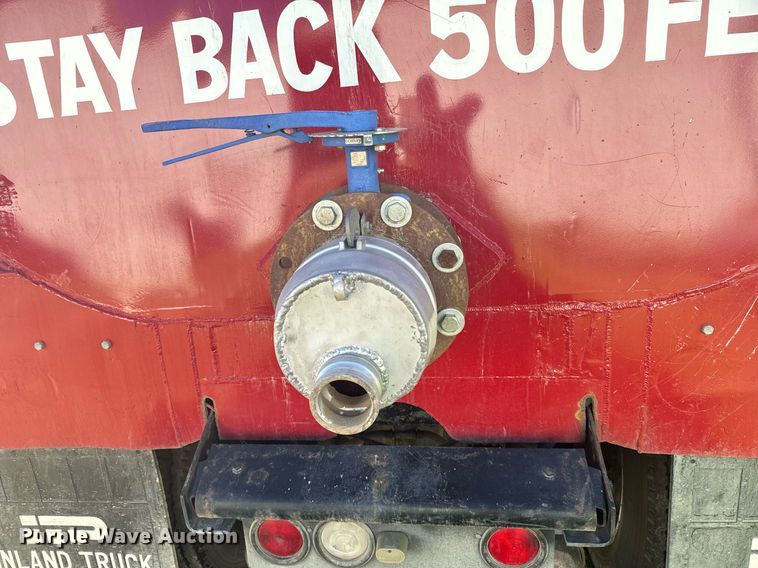 image for item DV2830 1994 Kenworth  T600 pumper fire truck