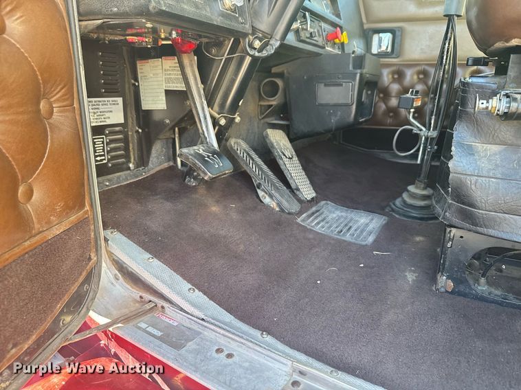 image for item DV2830 1994 Kenworth  T600 pumper fire truck