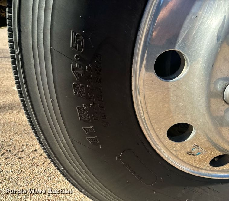 image for item DV2830 1994 Kenworth  T600 pumper fire truck