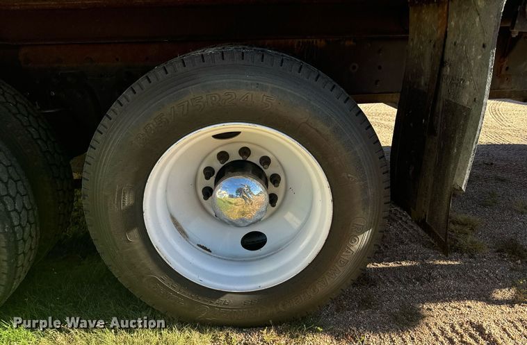 image for item DV2830 1994 Kenworth  T600 pumper fire truck