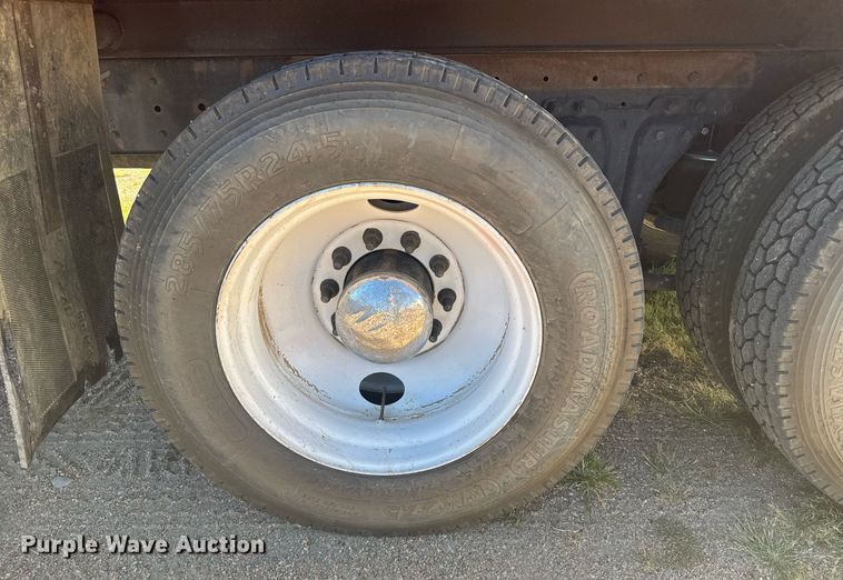 image for item DV2830 1994 Kenworth  T600 pumper fire truck