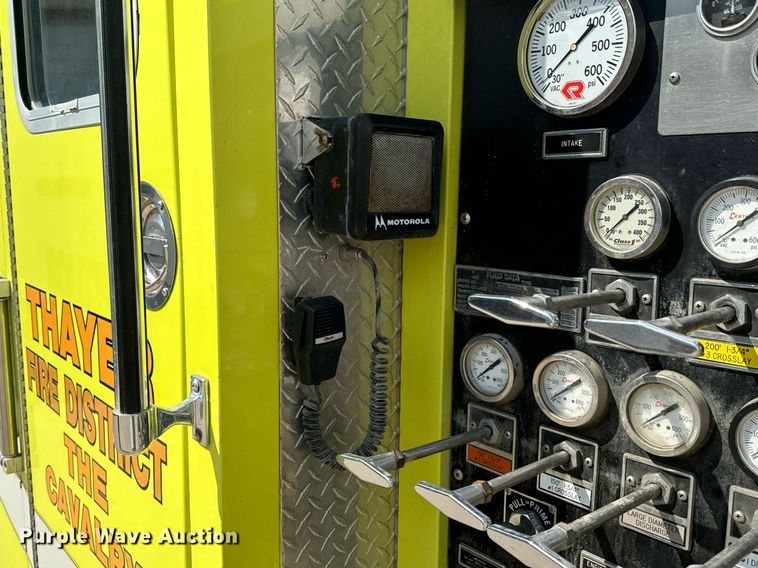 image for item DX1122 1990 Ford CF8000 pumper fire truck