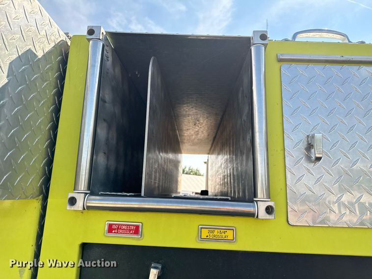 image for item DX1122 1990 Ford CF8000 pumper fire truck