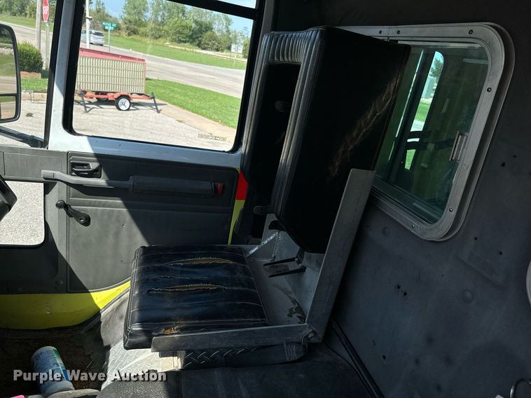 image for item DX1122 1990 Ford CF8000 pumper fire truck