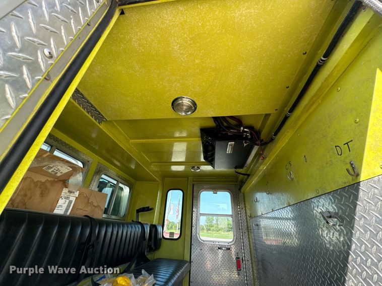 image for item DX1122 1990 Ford CF8000 pumper fire truck