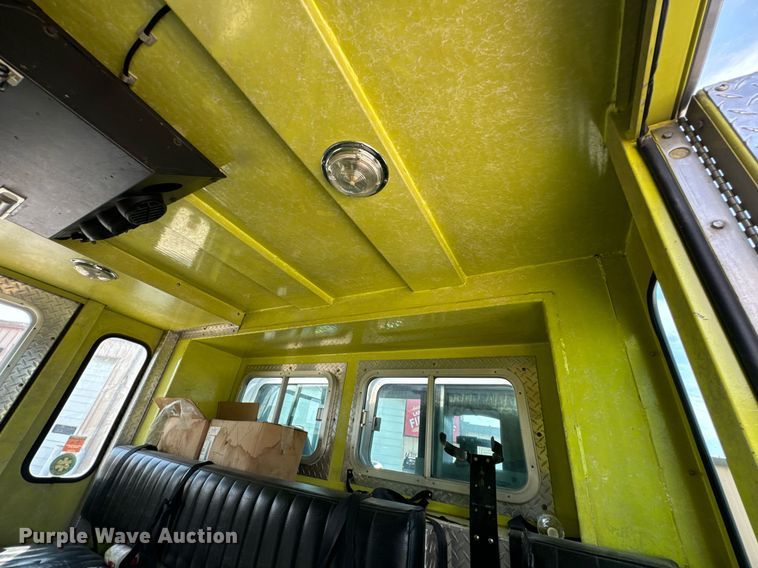 image for item DX1122 1990 Ford CF8000 pumper fire truck