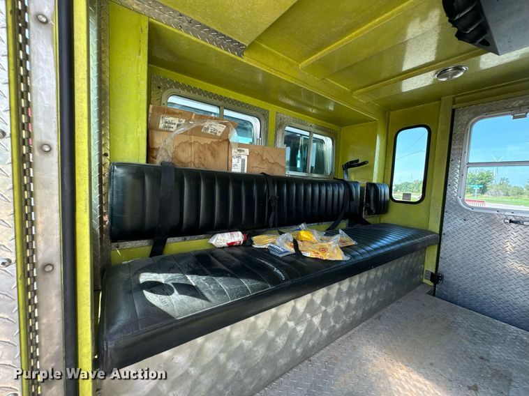 image for item DX1122 1990 Ford CF8000 pumper fire truck