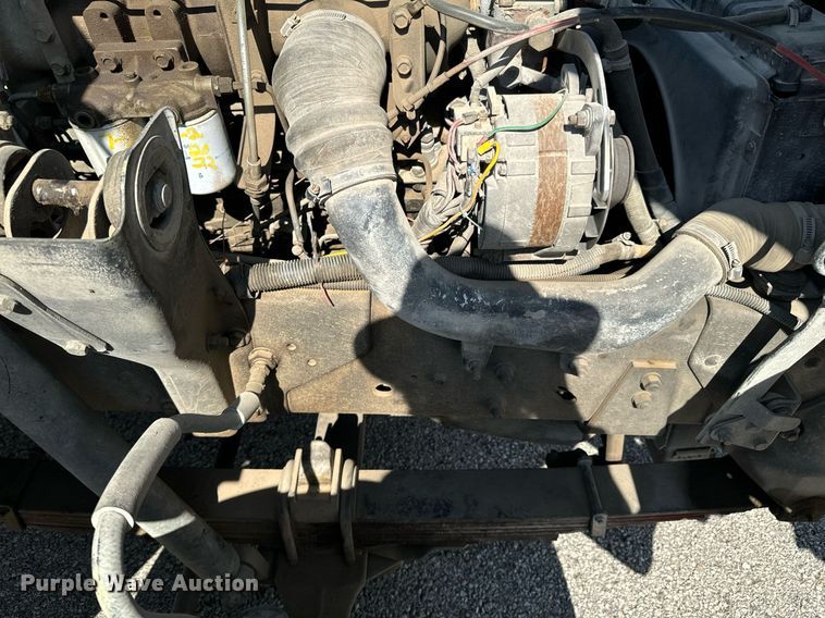 image for item DX1122 1990 Ford CF8000 pumper fire truck