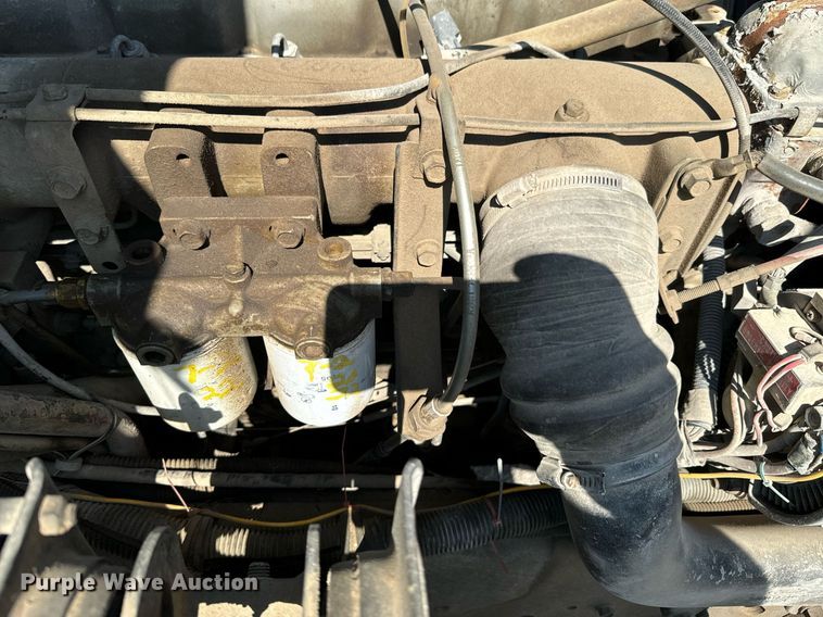 image for item DX1122 1990 Ford CF8000 pumper fire truck