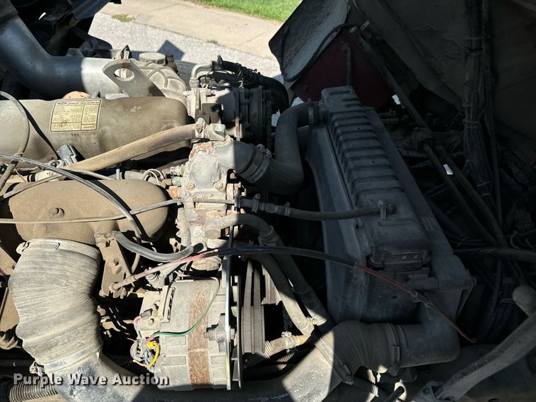 image for item DX1122 1990 Ford CF8000 pumper fire truck