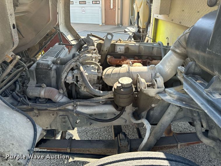 image for item DX1122 1990 Ford CF8000 pumper fire truck