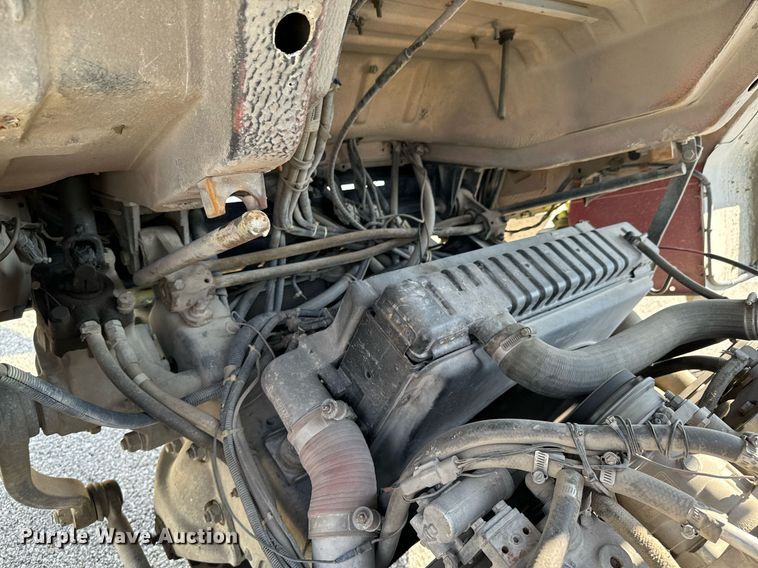 image for item DX1122 1990 Ford CF8000 pumper fire truck