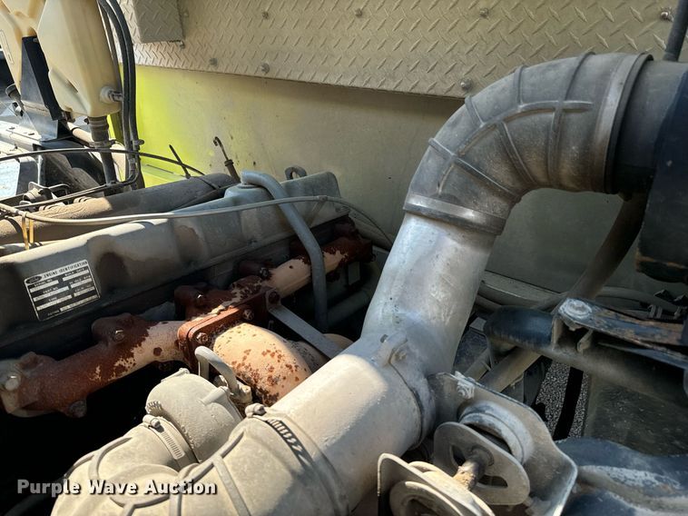 image for item DX1122 1990 Ford CF8000 pumper fire truck