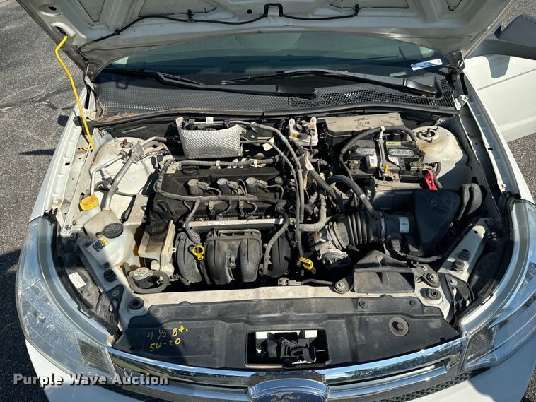 image for item DX1242 2010 Ford Focus 