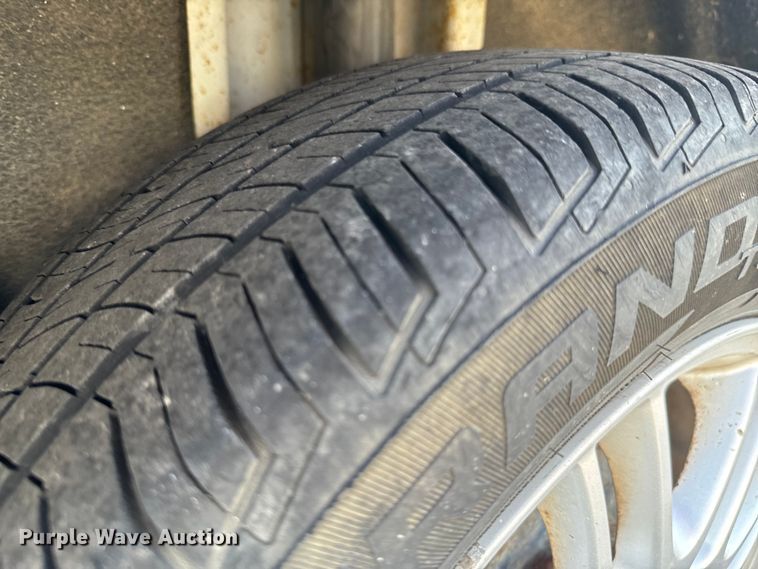 image for item DX1242 2010 Ford Focus 