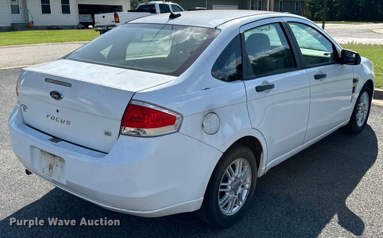 image for item DX1249 2008 Ford Focus 